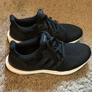 Black Adidas Ultra Boosts